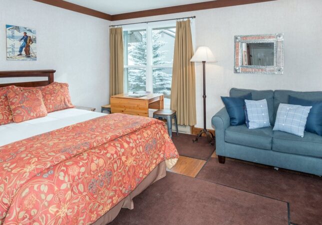 Mountainside Inn image