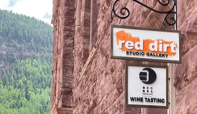 Red Dirt Studio Gallery image