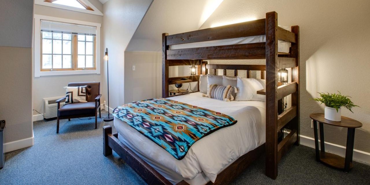 The Bivvi Hostel Telluride image